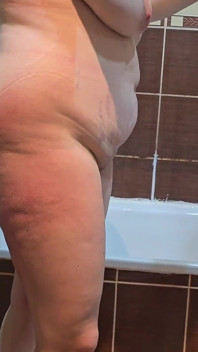 Horny Husband Caught His Big-tits BBW Wife Taking a Quick Shower
