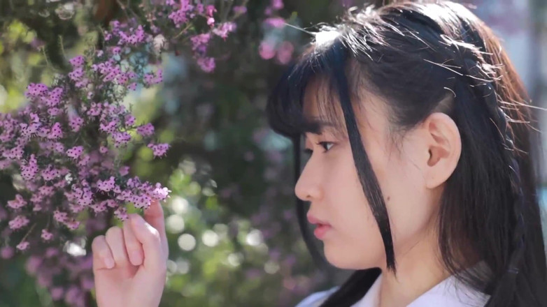 Strix: Hitomi Yoshikawa - Love Scandal
