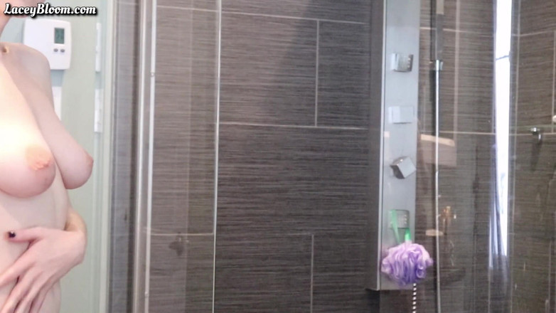 Lacey Bloom: Owłosione cipki goli i 2 orgazmy 1415