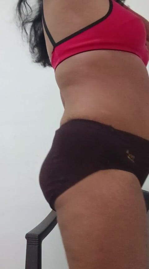 Chocopie61: Nahé pohlaví švagrové