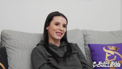 Black bull challenge: Nelly Kent Interview Und Striptease Für Black Bull Challenge