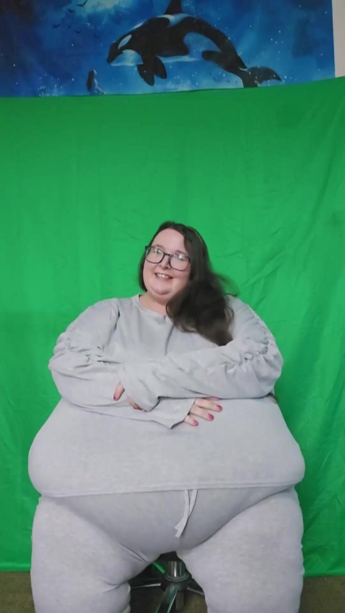 SSBBWLadyBrads: Fat SSBBW Goddess Clothes Try on