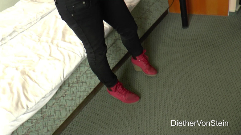 Diether Von Stein: Pierwszy pasek słodkiej Niny