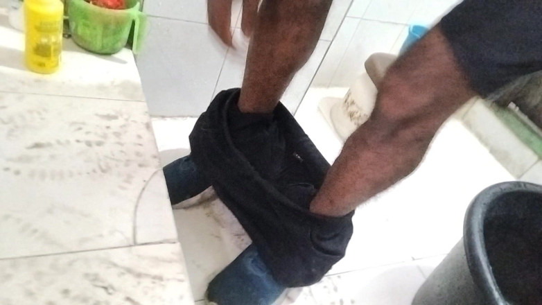 DesiDarkArt: Nepali Boy Hand Sex with Bathroom