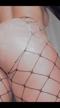 Guys! Can You Help Me Decide Which Cheek Flexes More?