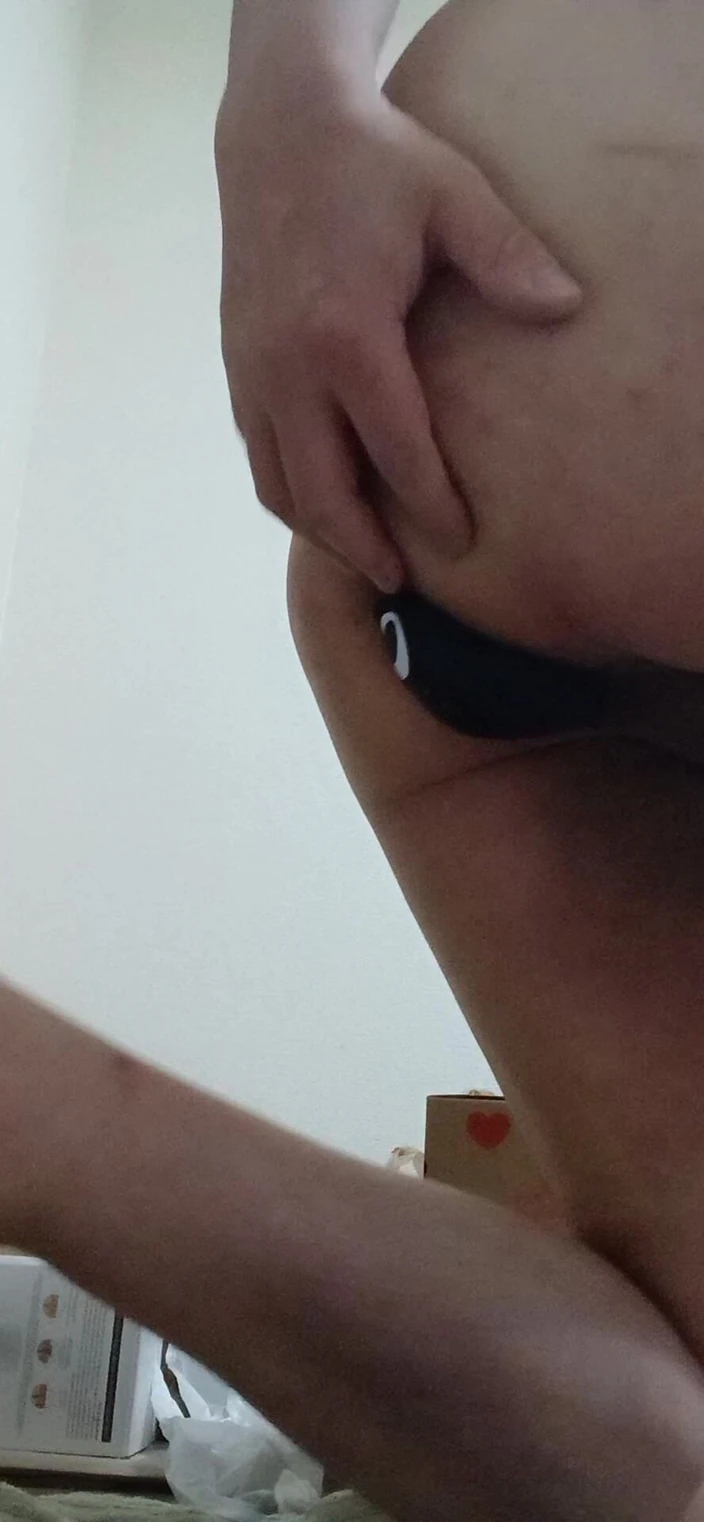 kei chan: Кульминация с вибрацией анального вибратора