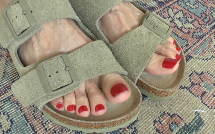 Lady Victoria Valente: Buổi biểu diễn sandals mùa hè, sandals hai dây, lady...