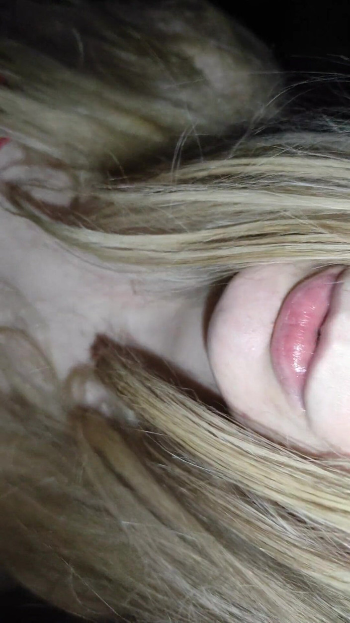 Taboo Room: 继兄弟为了给继妹打手枪 - 禁忌室