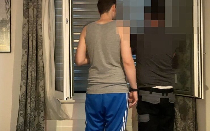 AntoGoesHunting: Hetero Storen-monteur Wurde Verführt Und Bekommt Einen BJ &amp; Fickt Einen...