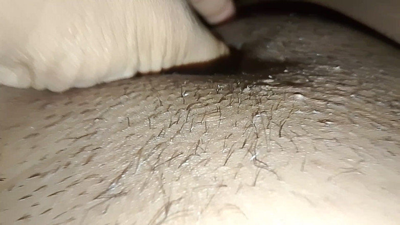 rebelde502: 女性は衝動に抗えません