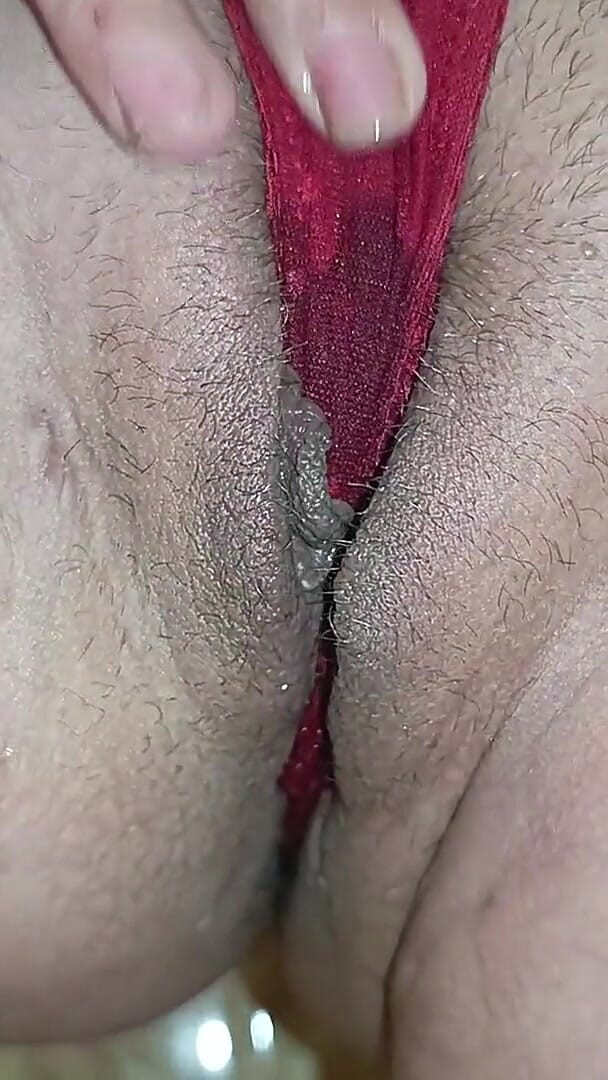 Wet Panties, Golden Shower, Big Stream (Home video virgo)