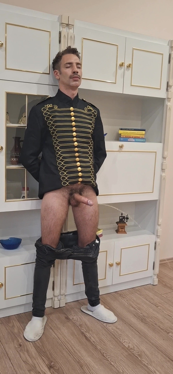 Dexterxxlfun: Thomas. Ayah mengisap kontol muda. Kencing setelah cím.