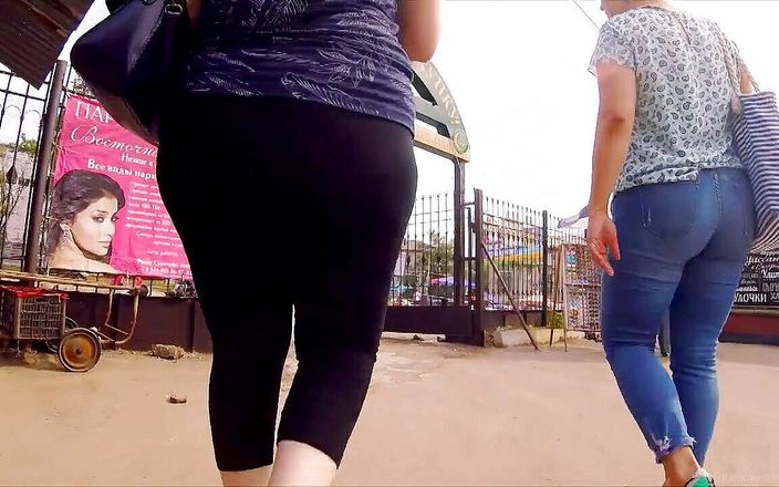 Katrin Porto: BBW leggings walk without panties