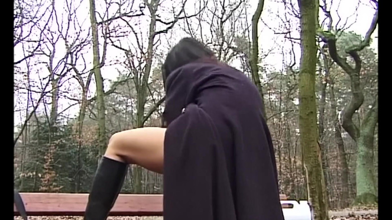 Enema Extreme And Top Girls: Klystýr sexy dívky a litry vody z těsných zadků