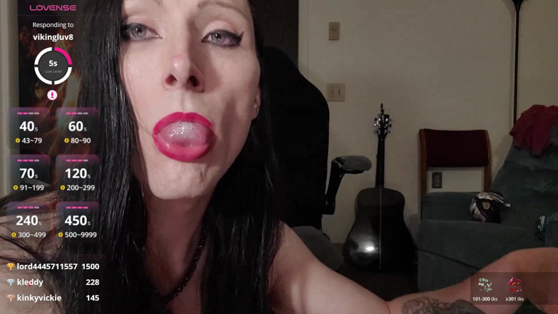 Ivyrose499: Cumming Big and Eating It Live