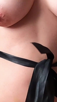 Mes gros seins naturels qui rebondissent en amazone