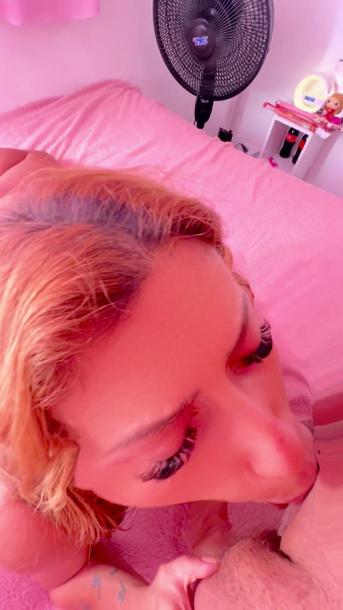 Naughty Girl TS: Hard Sex and Bareback Creampie