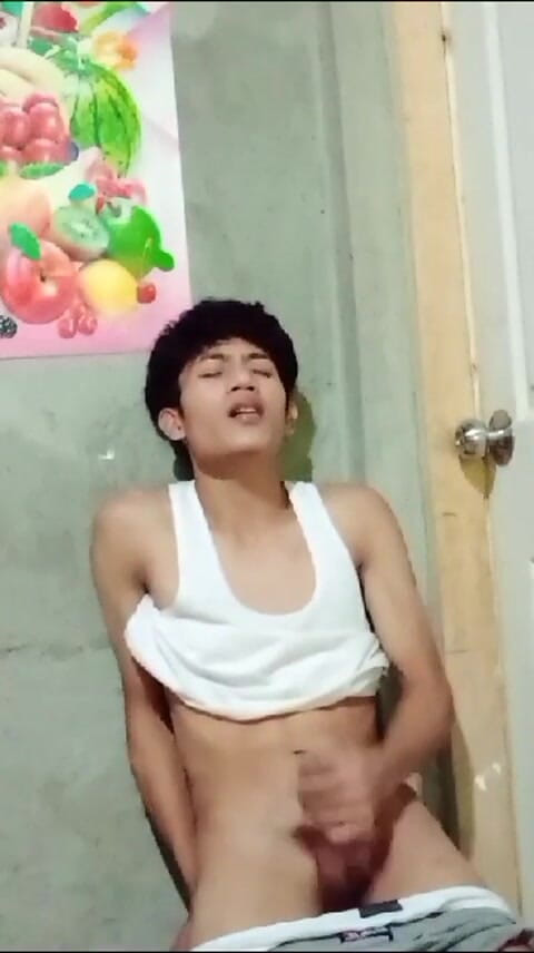 Rent A Gay Productions: Bj Alex - rüzgarda mastürbasyon yapıyor