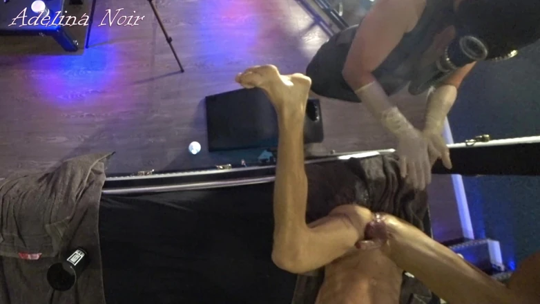 FISTINGQUEEN: A Fisting Party Double Anal Fisting Extreme