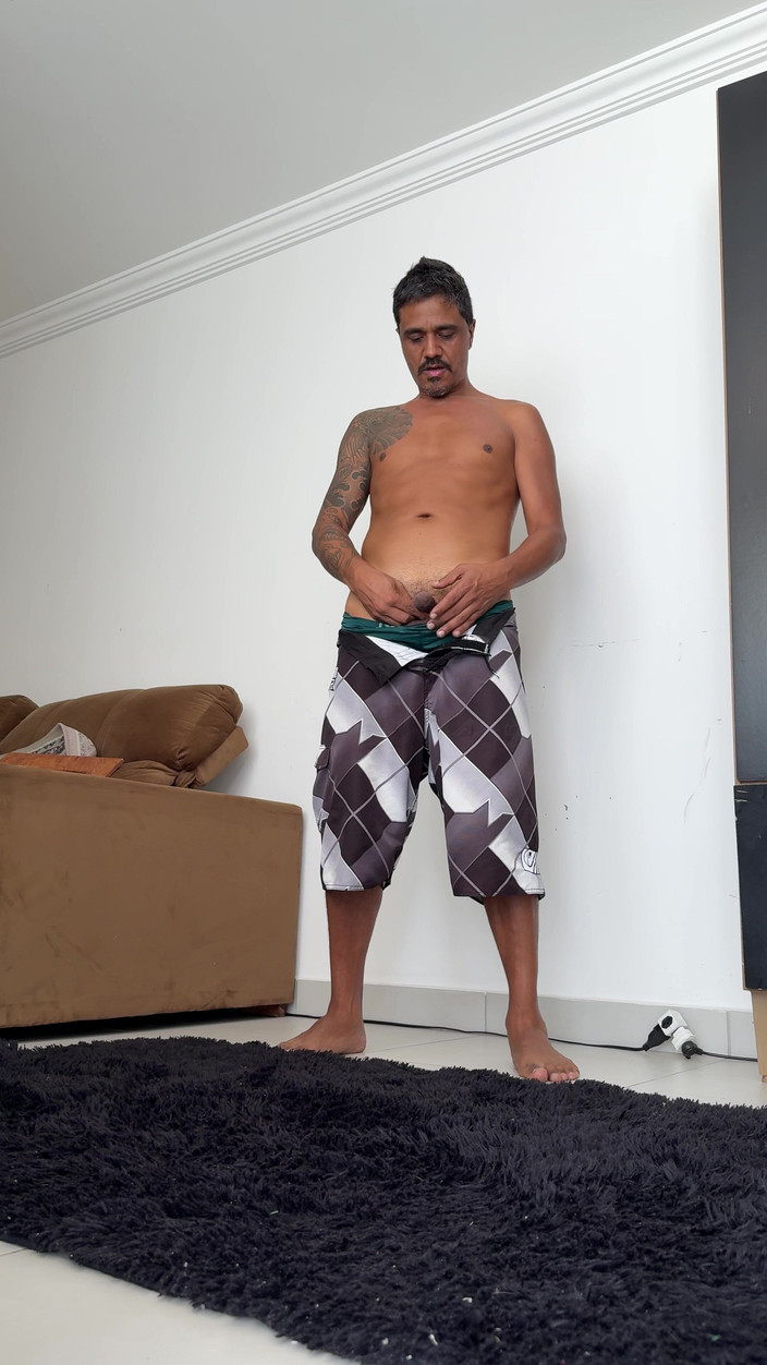 Rebeca Juicy: 듀오가 소변을 보기