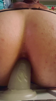 Femboy Exibe Sua Bunda Linda