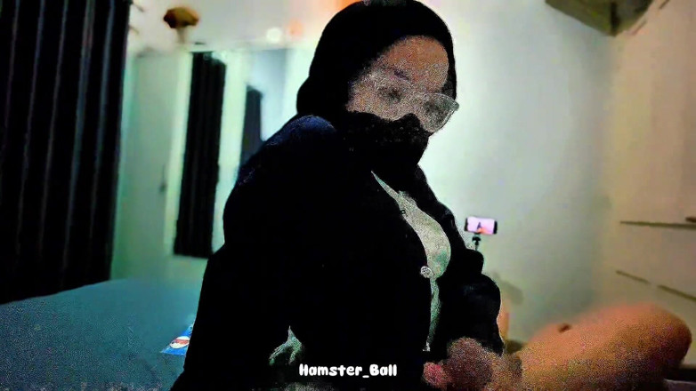 Hamster_Ball: Invitando a un profesor a follar en una universidad islámica...