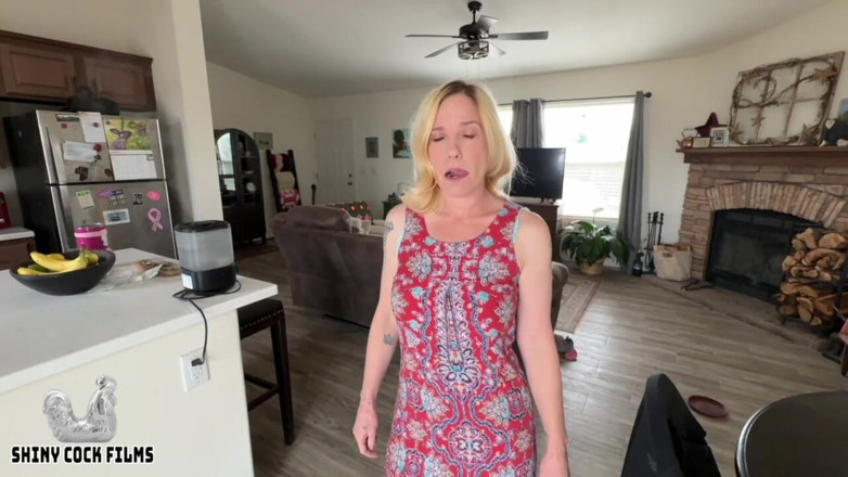 Jane Cane: Forgetful Stepmom Makes It up with Her Tight Pussy - Birthday...