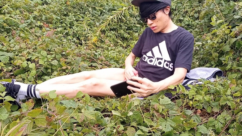 Jon Arteen: Twink Asia gay