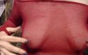 Maddie90Garner&#039;s Studio: लाल फिशनेट में स्तनों को छेड़ना