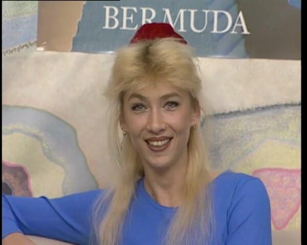 YOUR FIRST PORN: Konigin Der 90 Er Jahre - Etiene Regina anilor '90 - Etiene