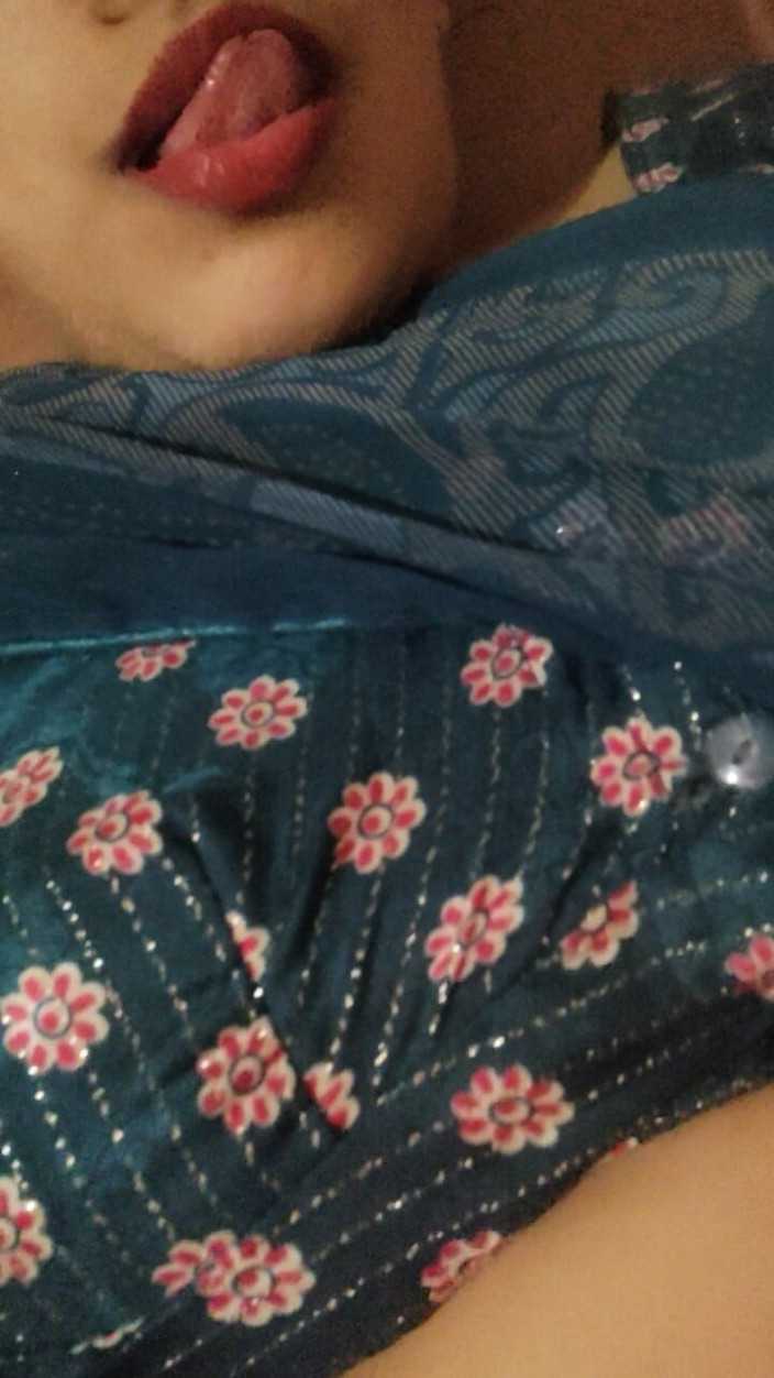 Dr_doom21: Kundička Bhabhi Ji žhavá Bhabhi Sexy ' Bhabhi Desi Žena v domácnosti