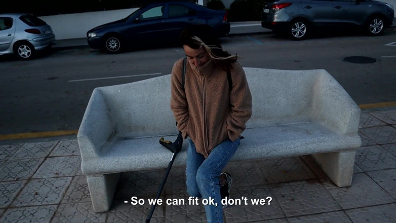Magia Rosa: This Girl Invites Me to Her Van to Have Sex