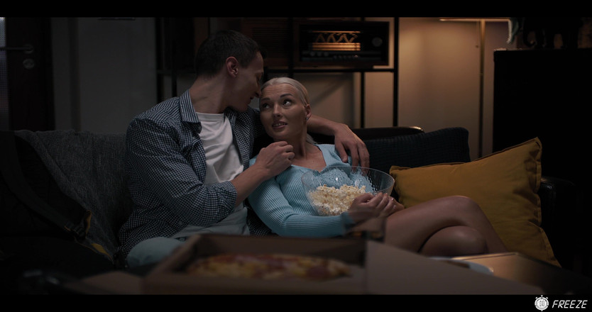 Freeze.xxx: Mluv se mnou