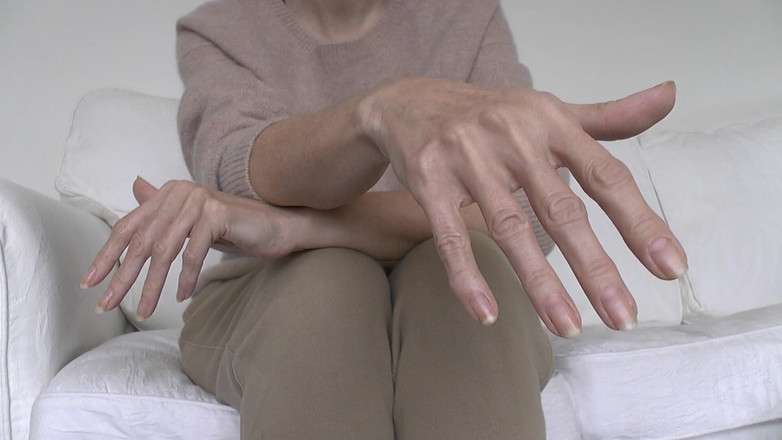 Lady Victoria Valente: 美しくエレガントな手と爪、レディ・ヴィクトリア・ヴァレンテ パート2