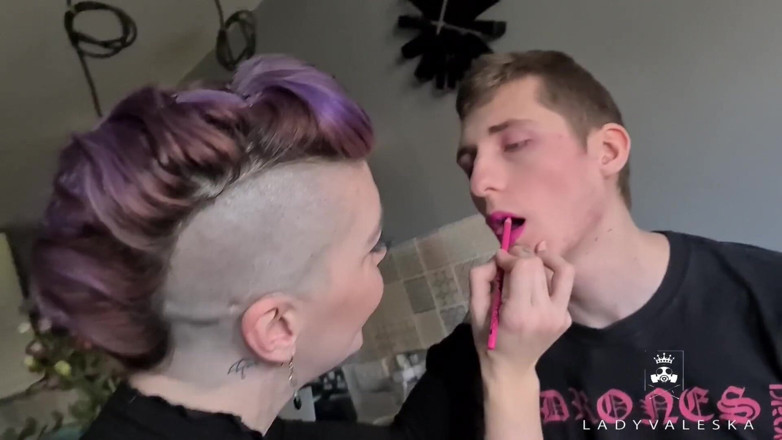 Lady Valeska: Chłopak do dziewczyny Pt. 1 Make Over