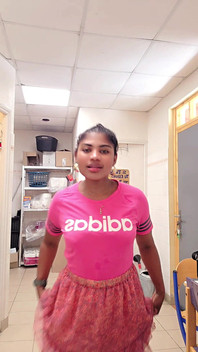 Ebony Pees Standing up
