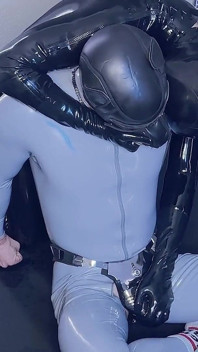 Pup berkunci