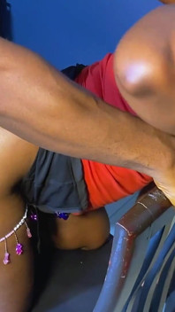 Carina Bellezza Ebano Gode Di Un Cazzo Grasso