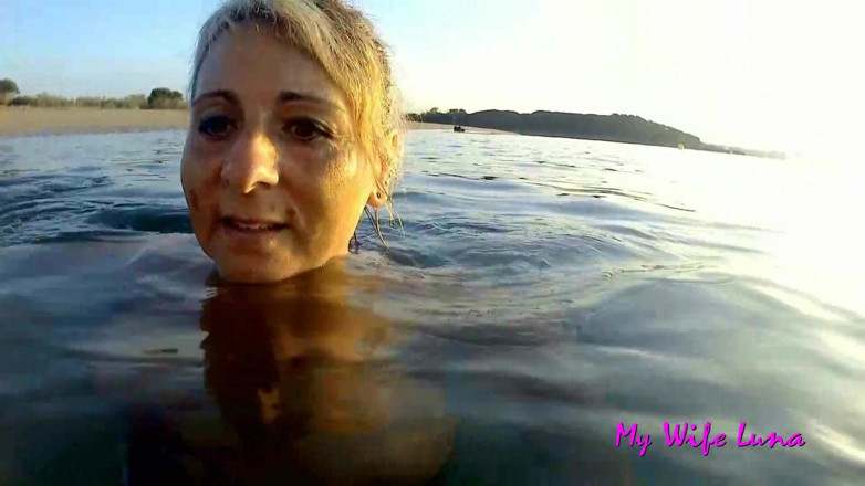 My Wife Luna: Трахнули на пляже