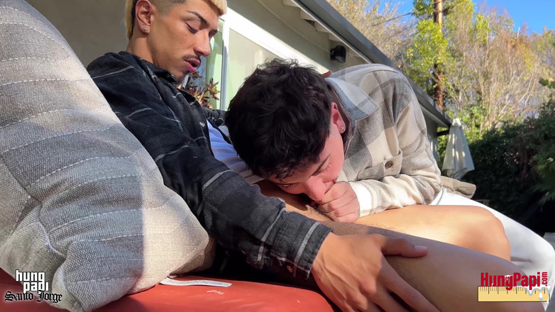 Hung Papi: Šukání Dl Homie Bez sedla Eddy Blanco Chov Santo Jorge