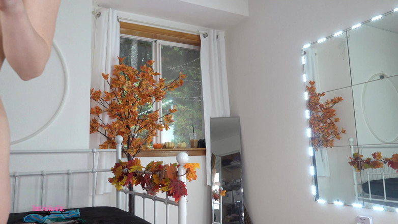 Destination Kat: Humping po łóżku