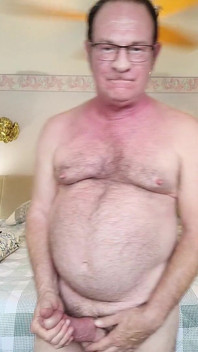 Bunicul este fierbinte