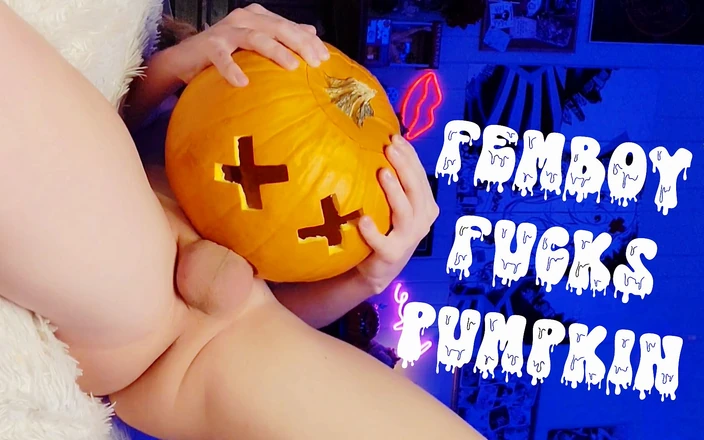 BasedSuccuboi: Femboy šuká dýni na Halloween