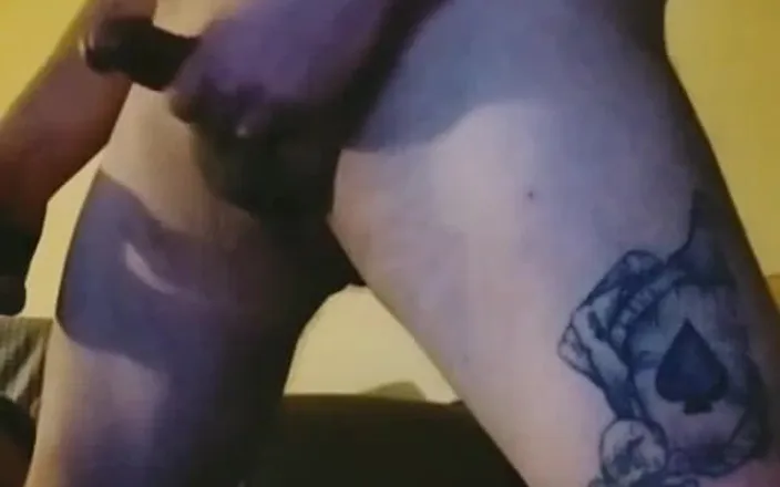 Home Alone studio: Solo masturbation at home when I am alone