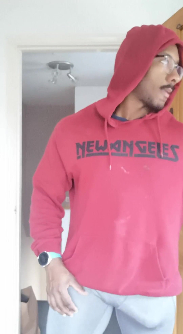 Amadeus: Nấu ăn một số thực phẩm trở lại từ phòng tập...