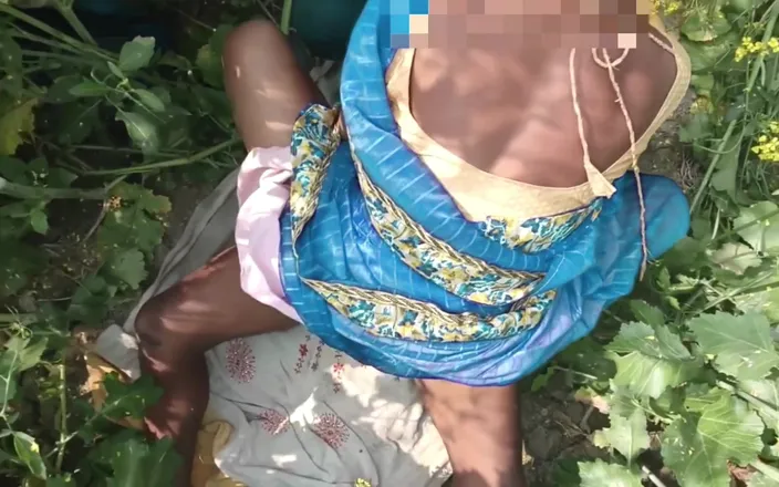 Sumang studio: Indian Desi Rustic Woman Made Sexy Videos of in the...