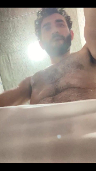 Alexxxl Ferrari: Bath Time