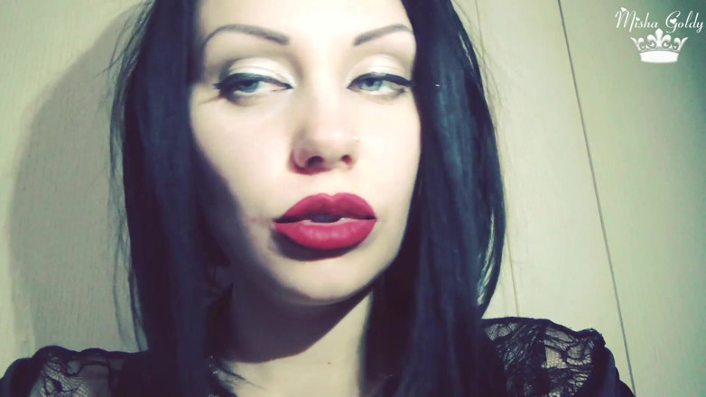 Goddess Misha Goldy: Bibir alami sempurna