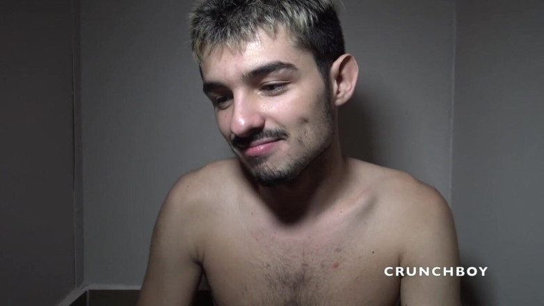 Very discreet straight boys curious: Discreet gay sucking cock in glory hole