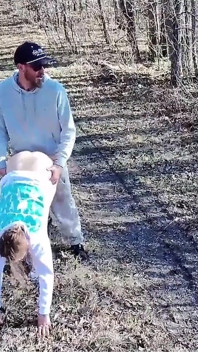Pieprzony na zewnątrz, podczas gdy dron nas obserwował